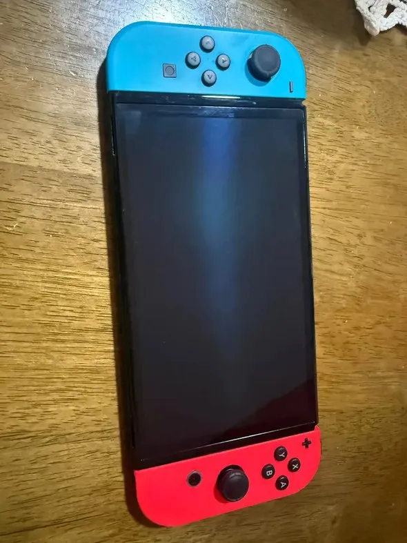 Nintendo Switch Oled Destrabada + Online Como Nueva Impecable, foto 6 de 9